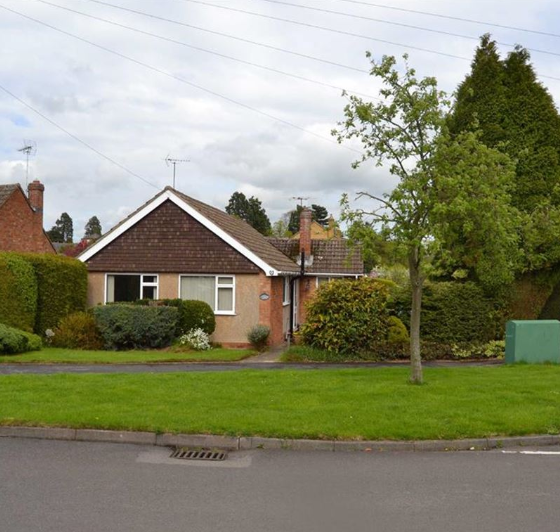 Bungalows currently available to buy and rent in Harborough Naylors Estate Agents