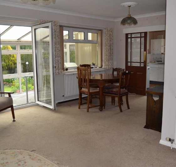 Bungalows currently available to buy and rent in Harborough Naylors