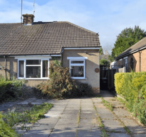 Two-bed bungalow in Market Harborough exterior
